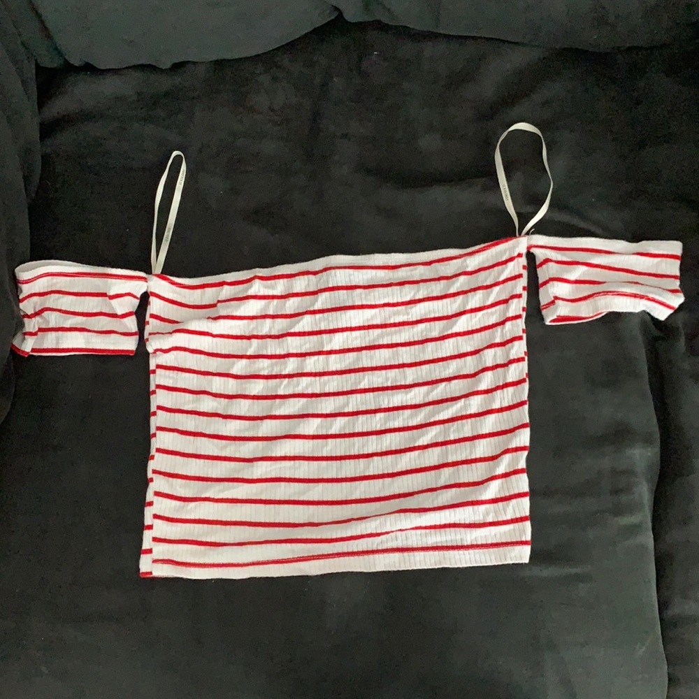 Red striped crop top with off the shoulder sleeves